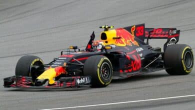 Photo de Verstappen triomphe au GP de France, Checo Pérez lâche le podium et Leclerc s’en va
