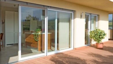 Pourquoi vous devez installer la fenêtre triple vitrage ? Les avantages en terme d'isolation et bruit Living Room UPVC Sliding Door Water Proof UPVC Window Anti Noise