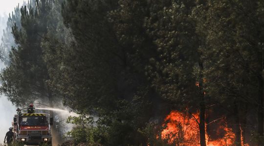 Lundi, pic brûlant d'une canicule qui atteint les frontières de la Bretagne Monday burning peak of a heat wave that reaches the