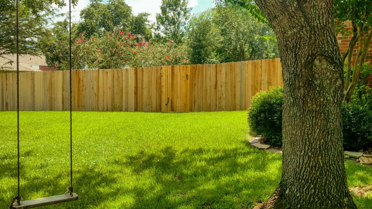 La clôture de jardin : idéal contre le vis à vis et pour être en sécurité jardin cloture voisinage detente 945faf