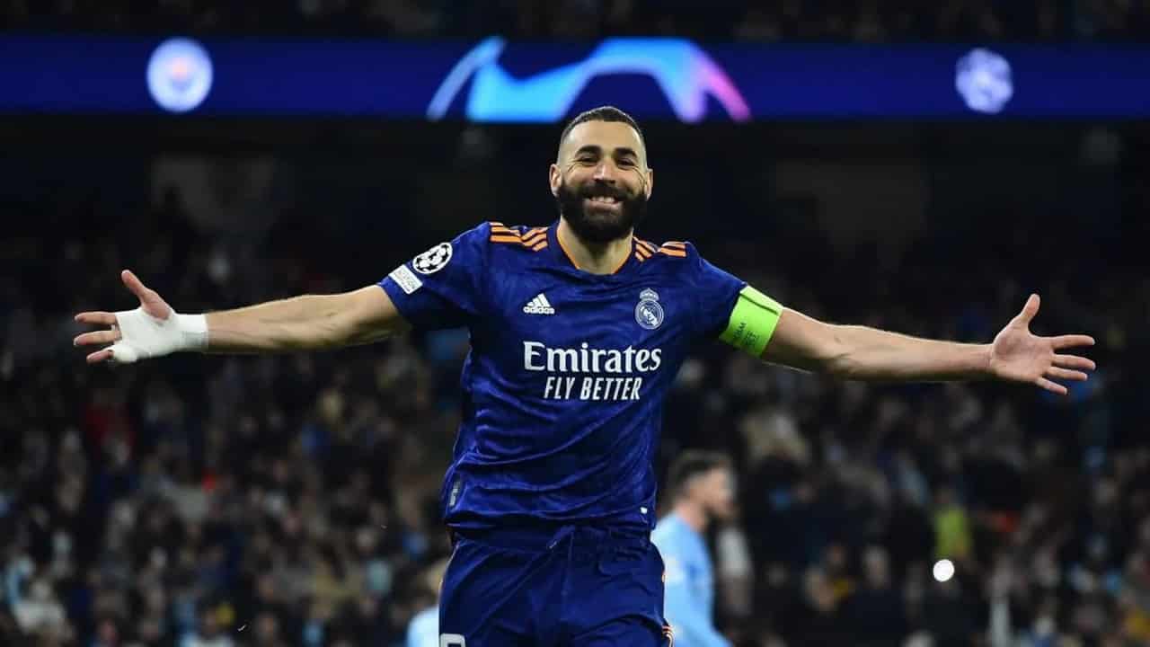 Karim Benzema parie aussi sur les NFT karim benzema maillot real madrid