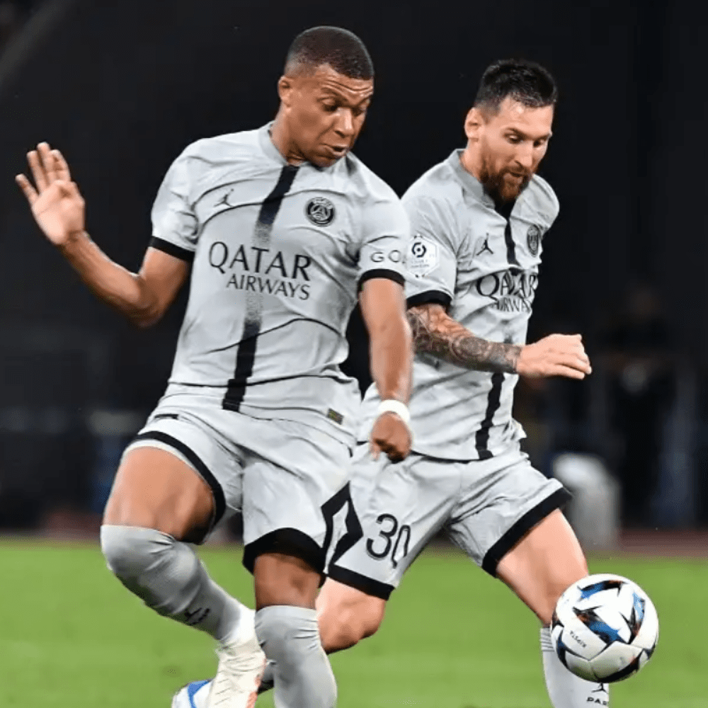 La leçon que Lionel Messi a donnée à Kylian Mbappé lors de la pré-saison du PSG ligas internacionales 2022 07 22t174330 900.png 1435987834