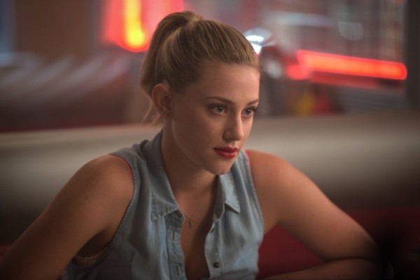 Lili Reinhart est l'une des protagonistes de Riverdale (IMDb).