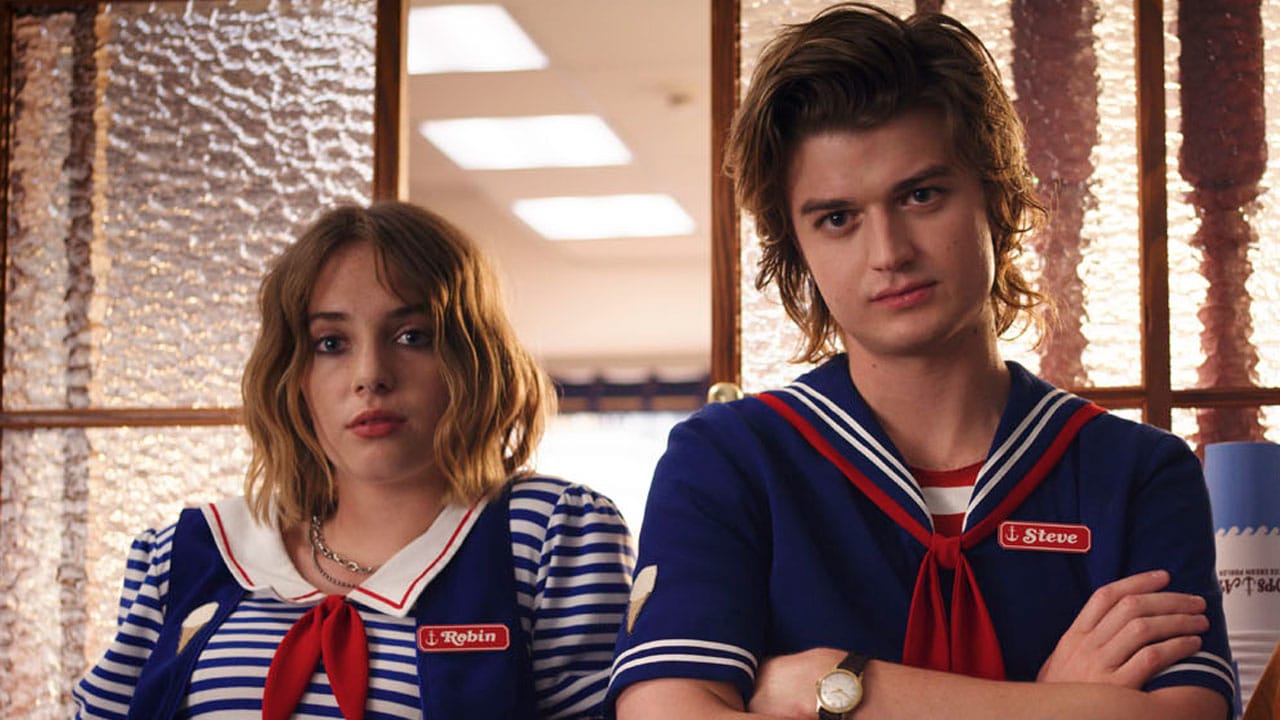 Maya Hawke de Stranger Things a convaincu son père d'incarner un méchant maya hawke