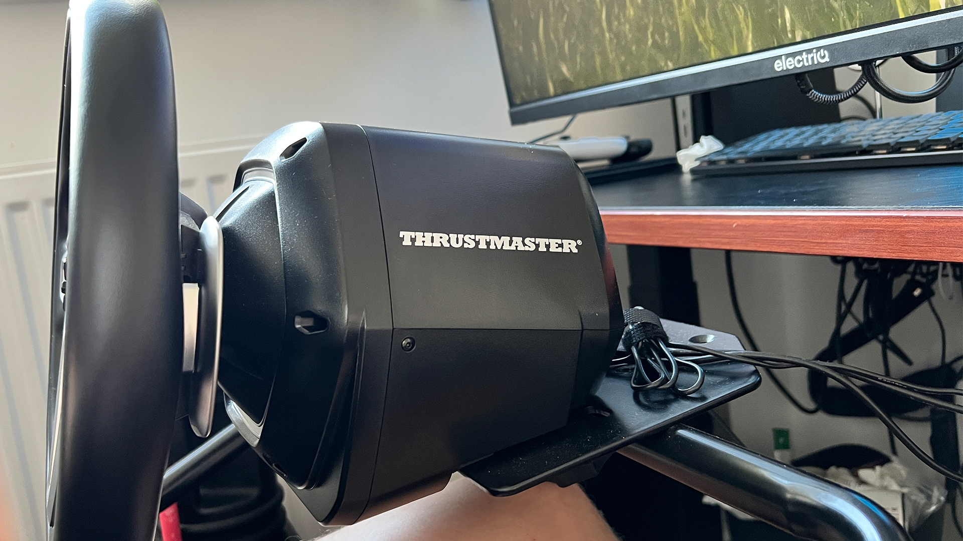 Thrustmaster T248