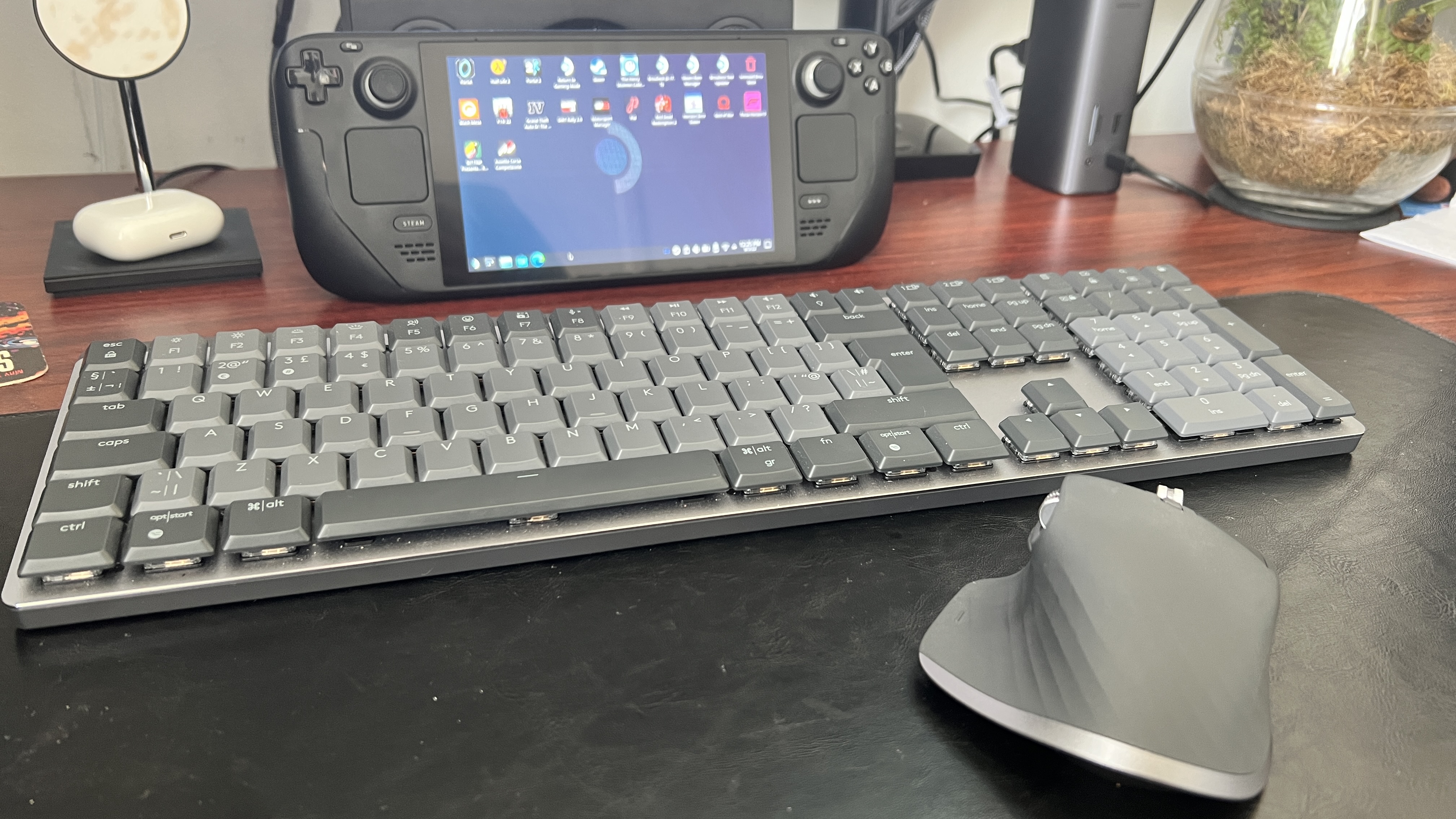 Steam desktop with keyboard and mouse