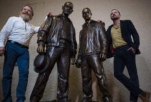 Breaking Bad : Comment faire pour voir les statues de Walter White et Jesse Pinkman ? Breaking Bad les statues de Walter White et Jesse Pinkman