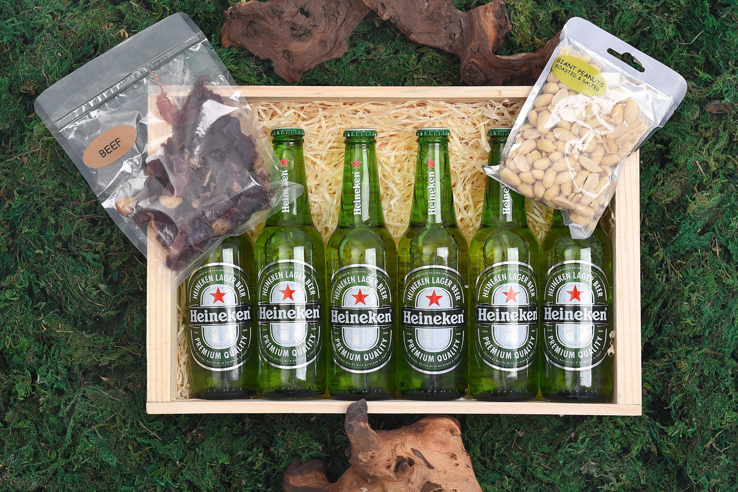 Quel cadeau offrir à un amateur de bière Heineken ? Heineken Beer And Snack Gift Hamper World