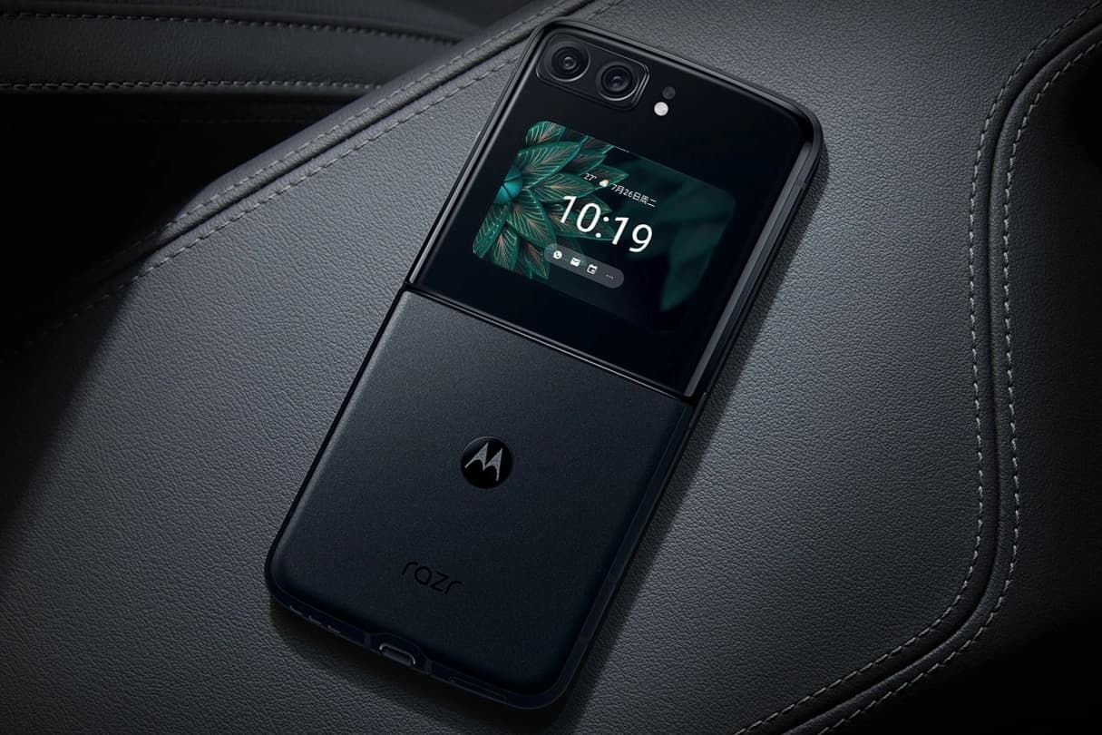 Le Moto Razr 2022 rivalise avec le Galaxy Z Flip 4 avec une puce haut de gamme et un écran 144 Hz Moto Razr 2022