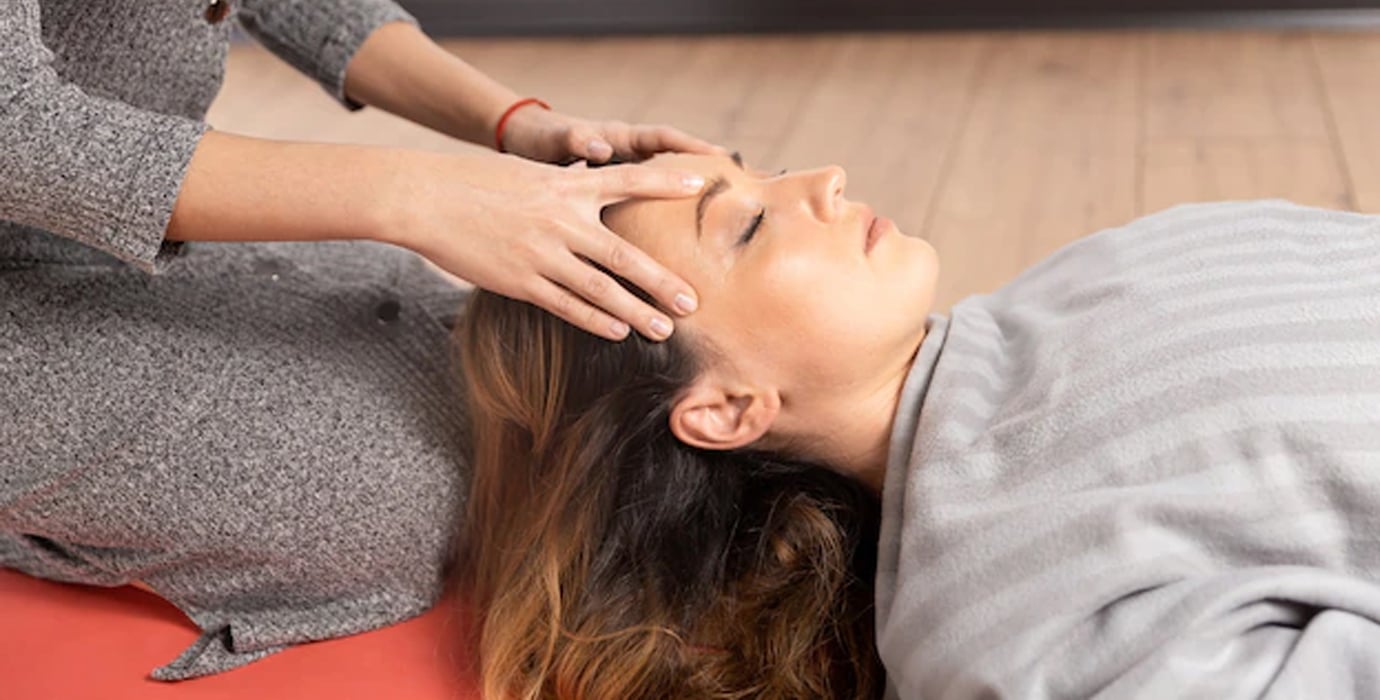 L'acupression : Les points à stimuler pour se sentir mieux acupression massage