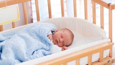 Couette bébé : Comment la choisir et à partir de quand couvrir bébé comment choisir une couette pour bebe