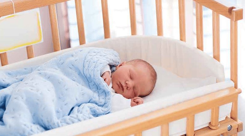 Couette bébé : Comment la choisir et à partir de quand couvrir bébé comment choisir une couette pour bebe