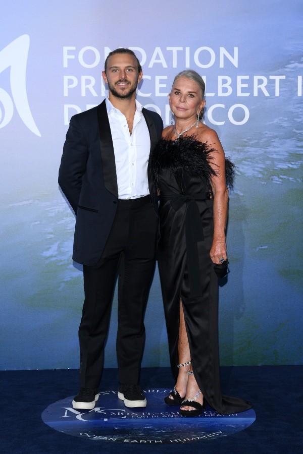 Brandon Green avec sa mère Tina (Getty).