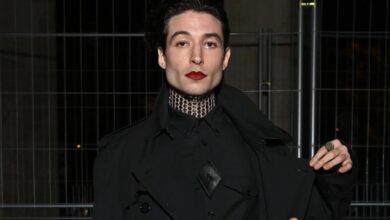 Nouvelle polémique avec Ezra Miller : de nouveau accusé d'un crime : Cambriolage gettyimages 1347390457 crop1660049266517.jpg 1501239888