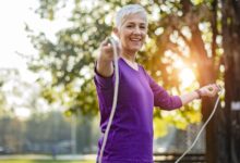 10 façons dont la corde à sauter peut améliorer votre santé gettyimages 1658844773