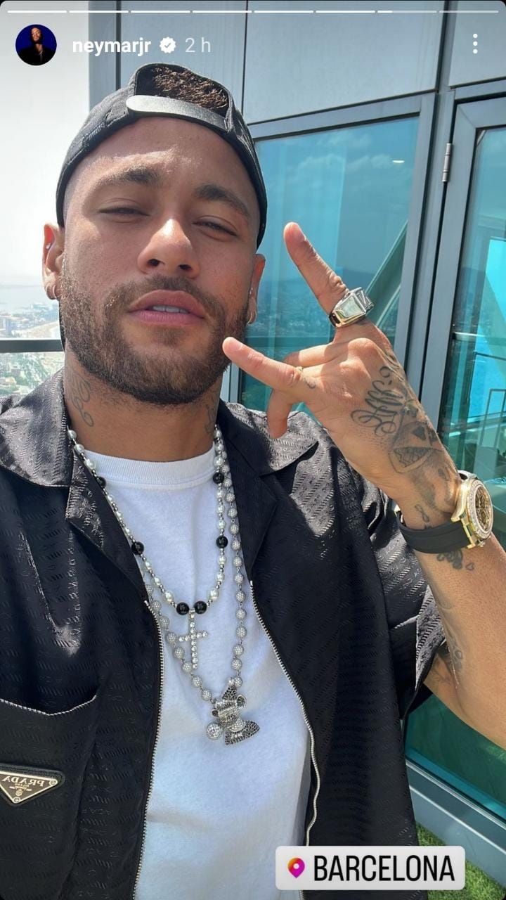 Ce que fait Neymar après avoir dévoilé sa mauvaise relation avec Mbappé au PSG neymar barcelona