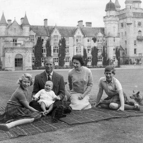 reine elizabeth ii château de balmoral ecosse