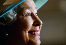 45 citations célèbres de la reine Elizabeth sur la vie, la famille et la foi queen elizabeth ii meets british airways dignitaries during news photo 1662662748