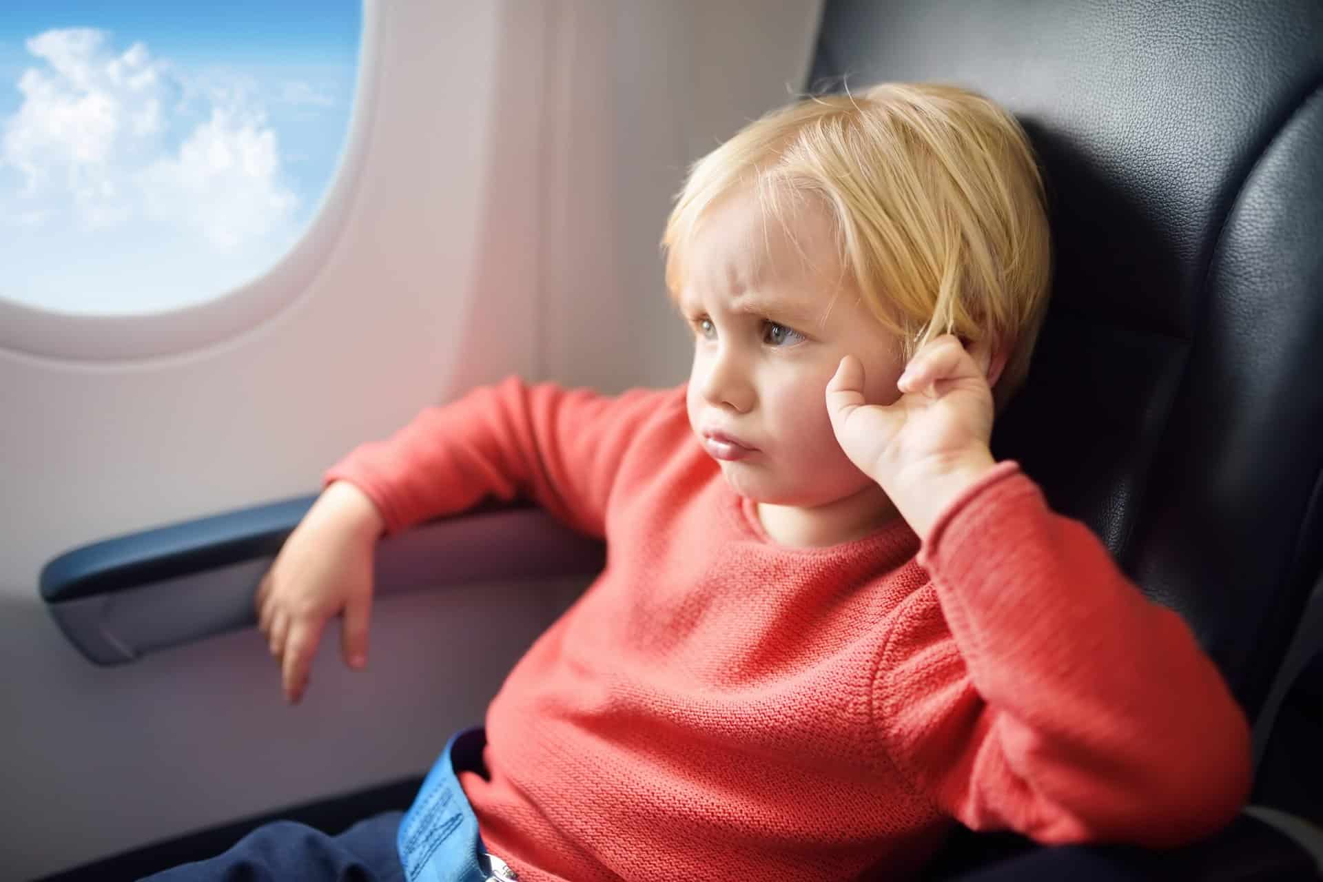 Les 10 choses les plus grossières que vous puissiez faire pendant un vol en avion shutterstock 1488935228 scaled