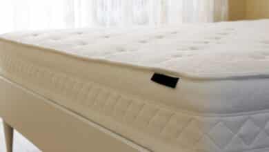 Comment enlever les taches de votre matelas Mattress iStock 1328856921