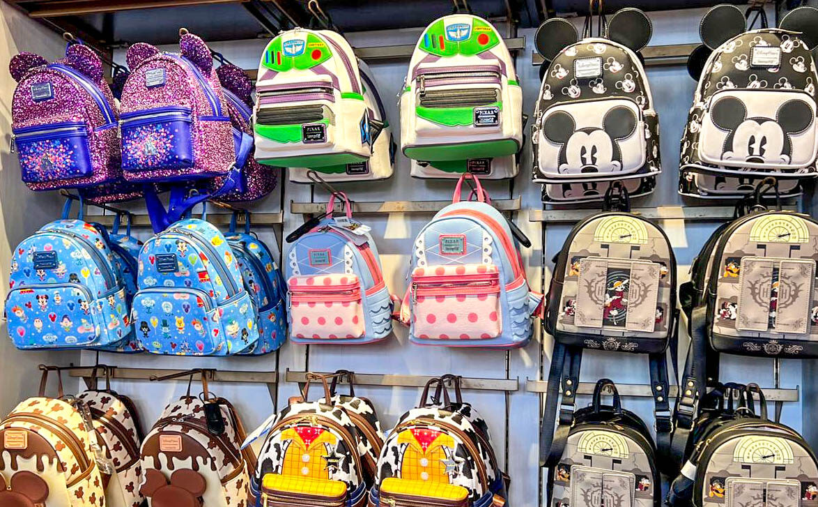 La liste ultime des sacs à dos Disney Loungefly sac a dos loungefly disney e1666769907595