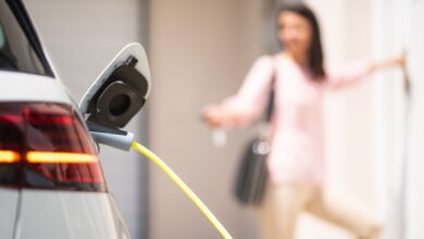 Arrêtez de recharger votre voiture électrique à cette heure de la journée shutterstock 1812967387 scaled