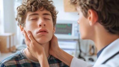 Comment reconnaître et traiter la mononucléose : guide complet pour tout comprendre